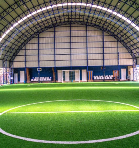 Qapalı mini futbol stadionu
