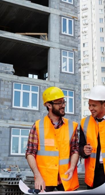ZZ Group Construction mühəndisləri tikinti sahəsində